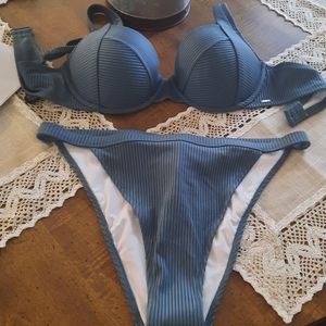 Swim suit